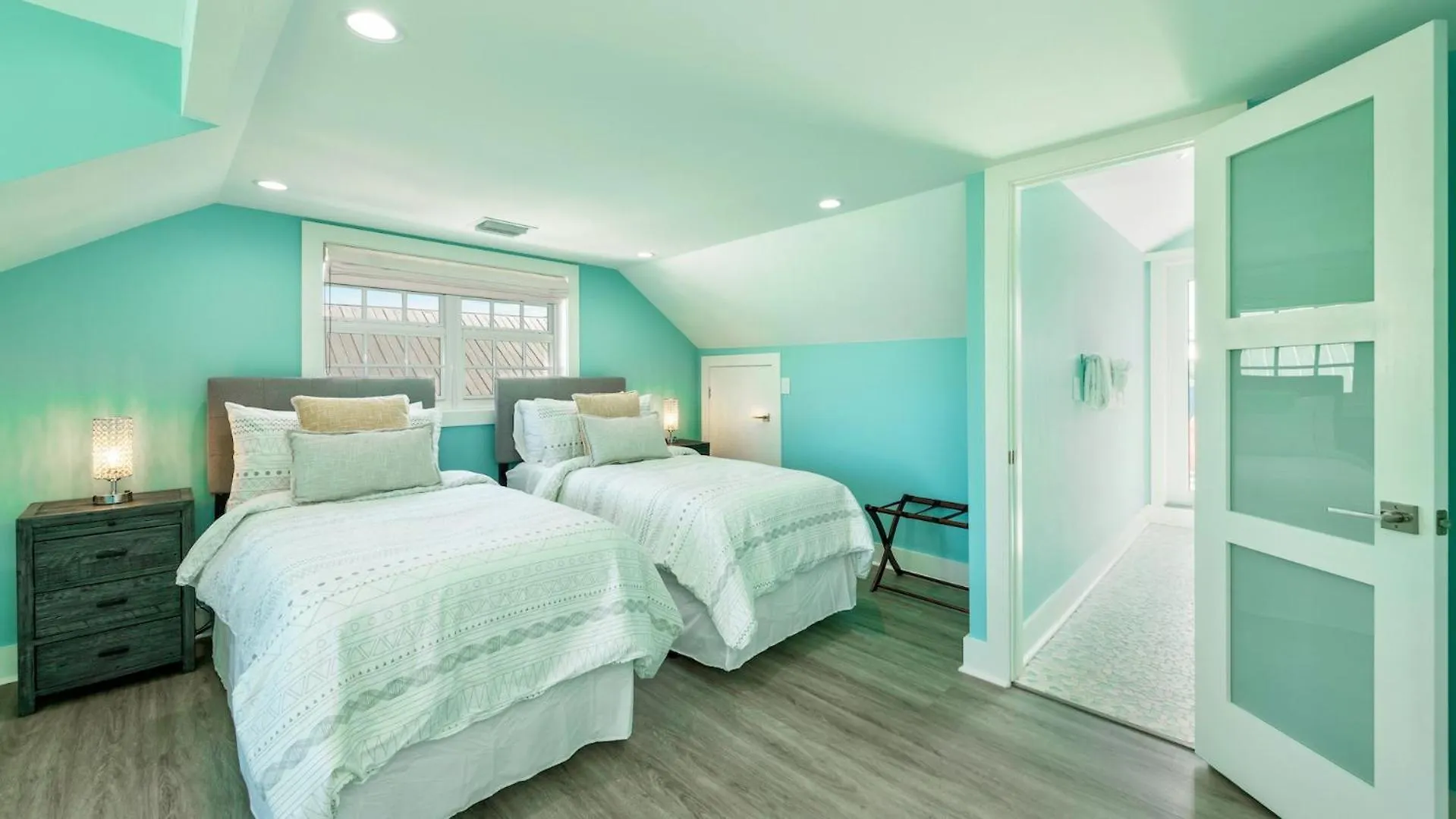 Mayas Secret Treasure By Last Key Realty Key West Apartment